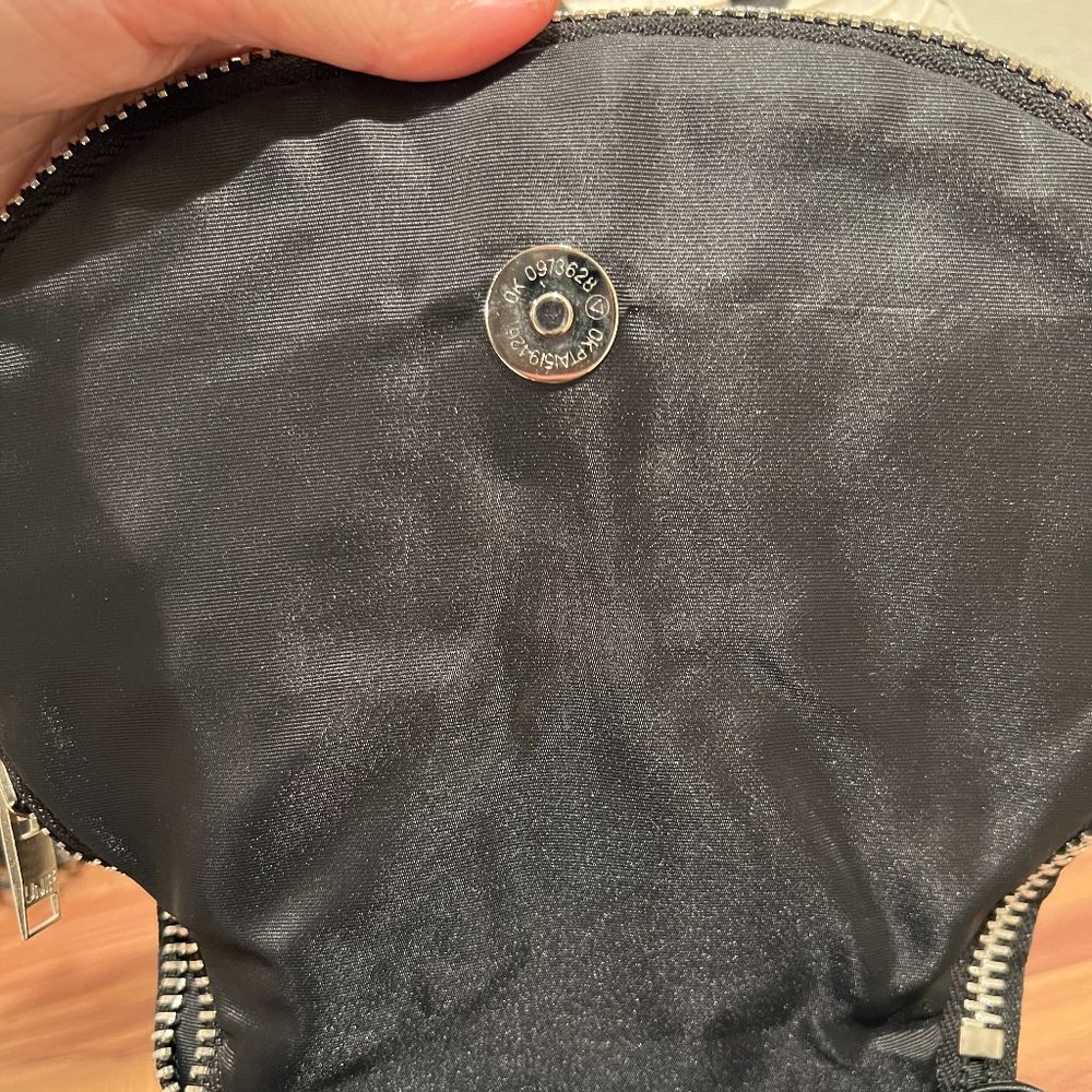 Rare UNIF x Candy Seeker O-Ring Backpack Black Vegan Leather - Picture 6 of 14